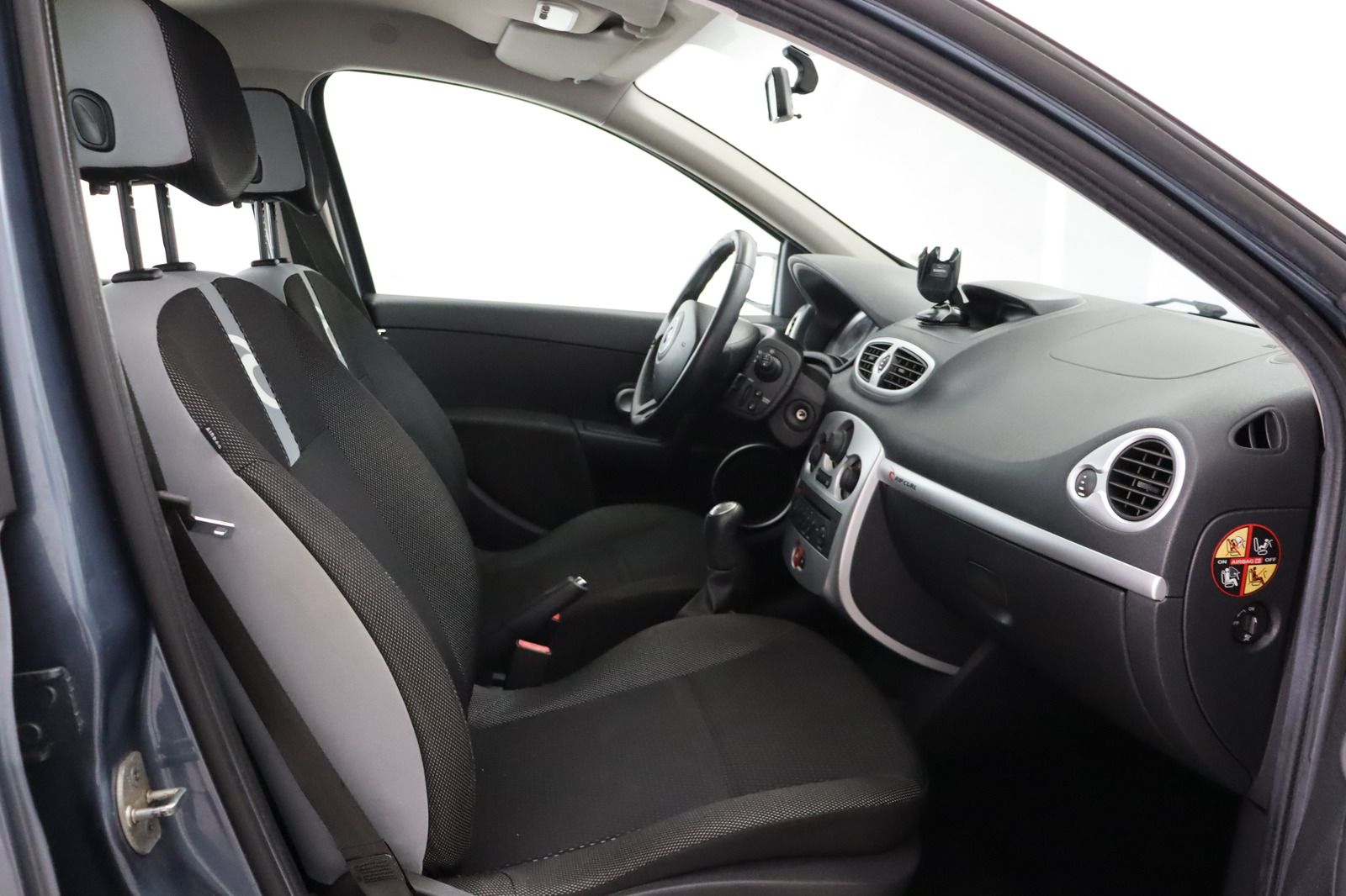 Fahrzeugabbildung Renault Clio Grandtour by Rip Curl 1.2 16V TCE