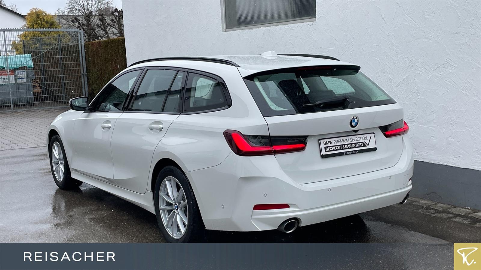 BMW 318i A Tou LCProf AHK HUD PAPlus ACC LM17"