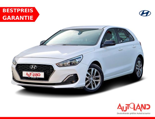 Hyundai i30 1.4 YES! Navi Kamera Klimaaut. Sitzheizung