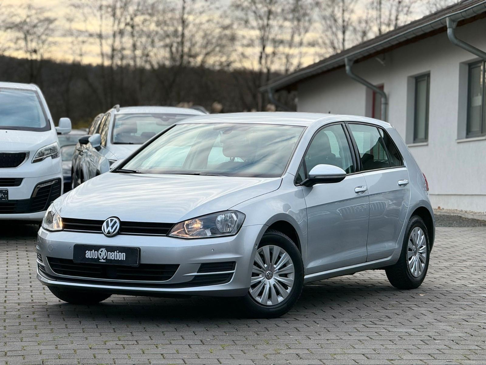 Volkswagen Golf VII Lim. Trendline ACC PDC KLIMA NAVI BLTH