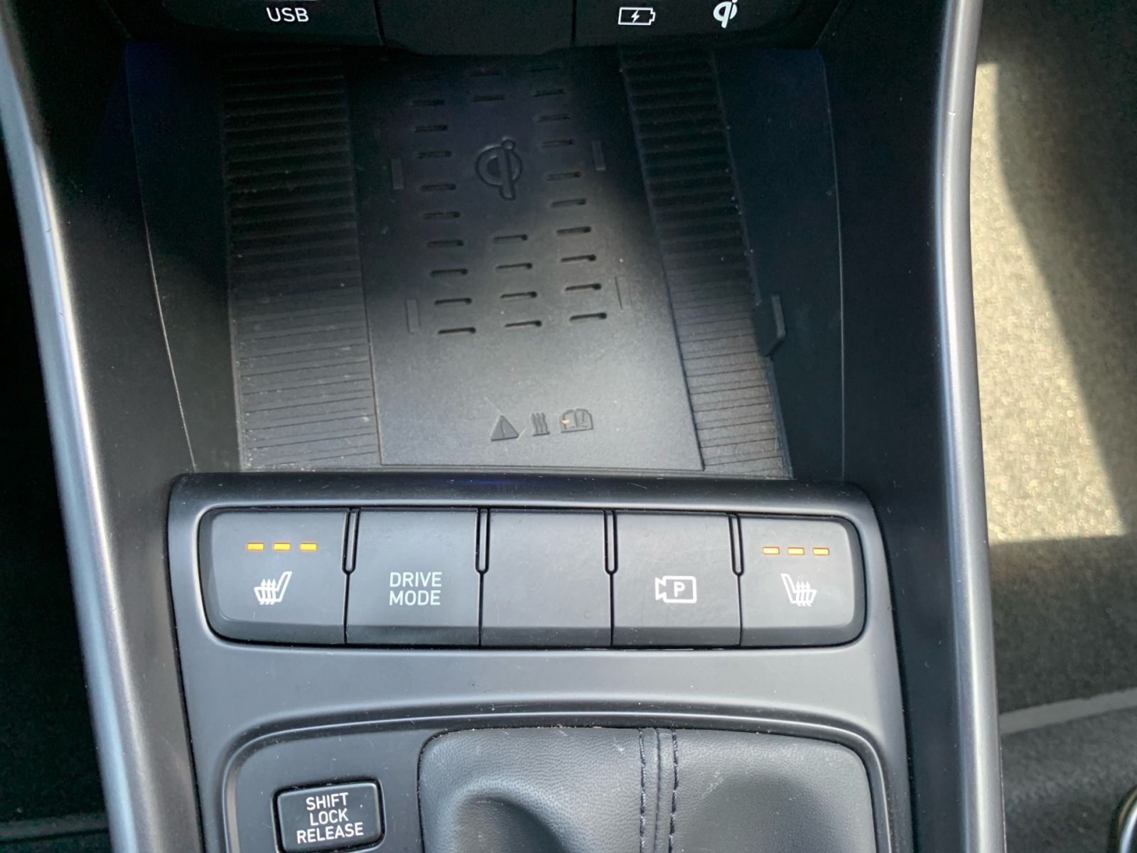 Fahrzeugabbildung Hyundai i20 1.0 T-GDI 7-DCT Trend Navi Allwetter