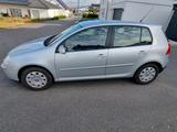 Volkswagen Golf 5 - silber - 98.000km  - Benzin - - Volkswagen Golf: 98