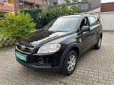 Chevrolet Captiva 2.4 LS 2WD 5-Sitzer - Chevrolet Captiva in Düsseldorf