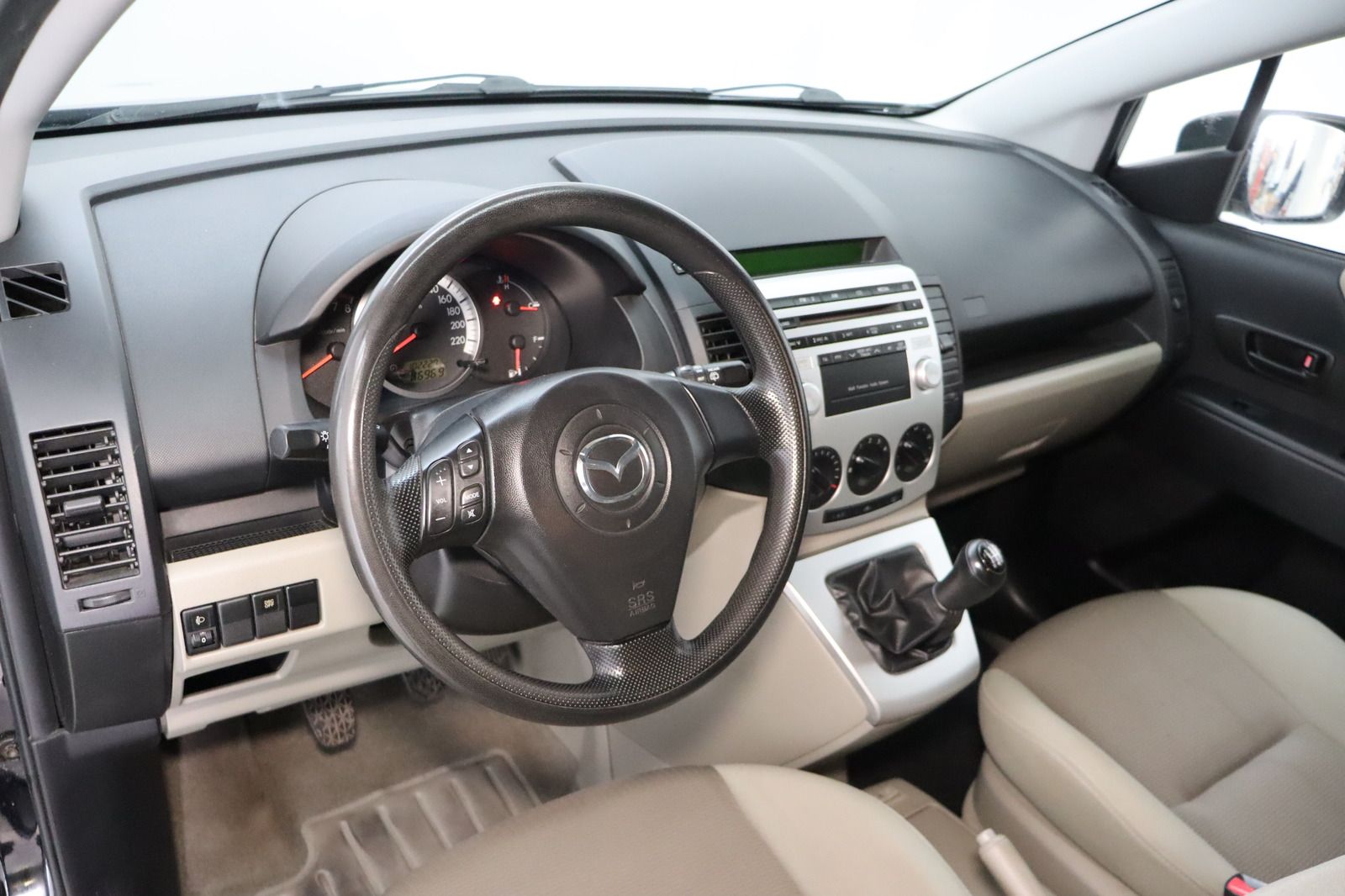 Fahrzeugabbildung Mazda 5 1.8 Comfort * Sitzhg. * Klima * 7-Sitzer