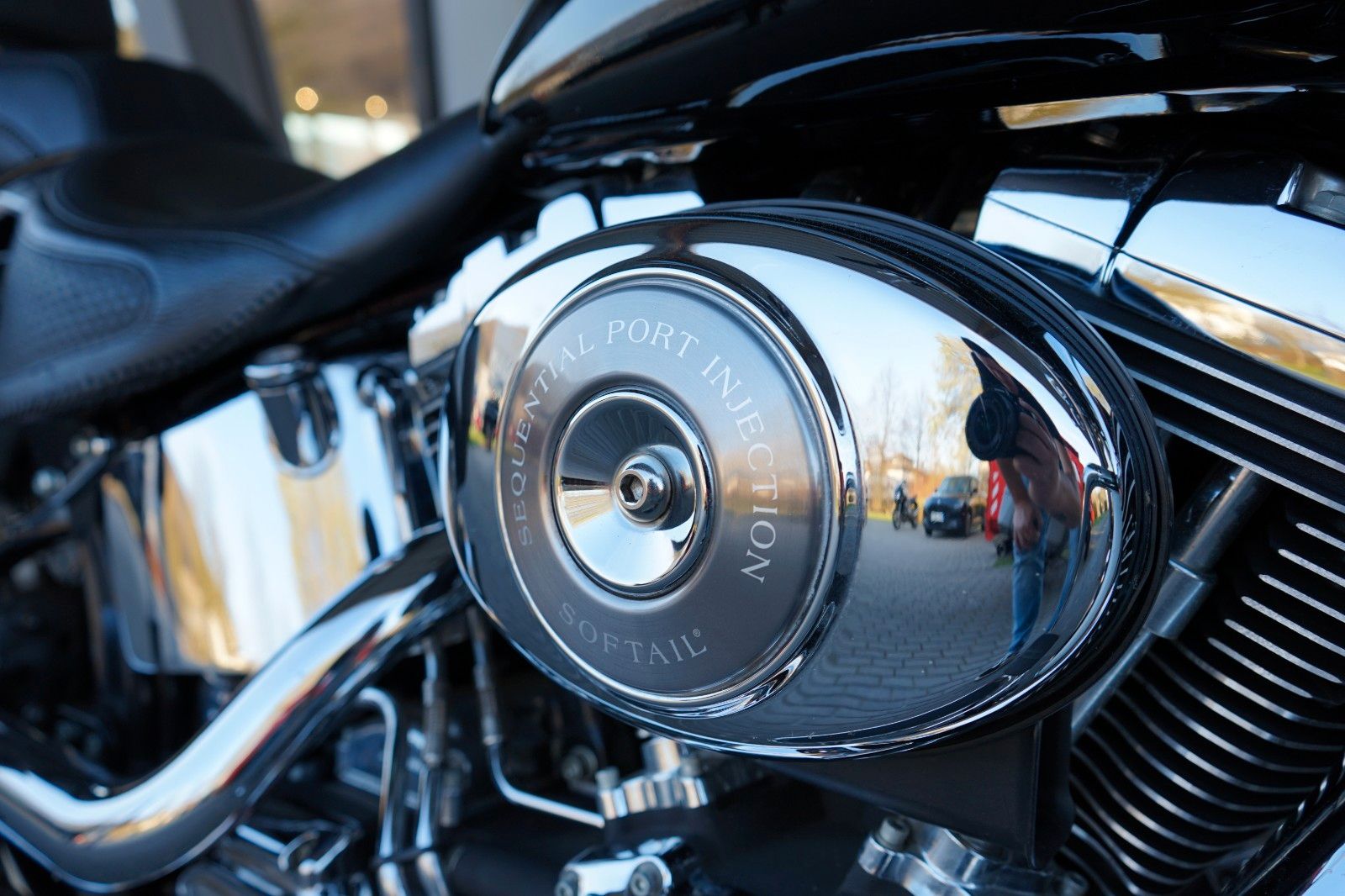 Fahrzeugabbildung Harley-Davidson Softail Deluxe 88CUI - Twin Cam - Neuwertig