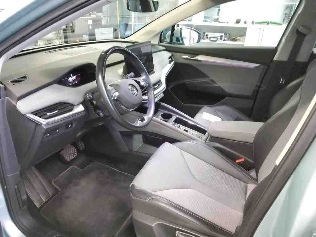Fahrzeugabbildung SKODA Enyaq 60 Loft LED AHK  Navi ACC RFK WP SH