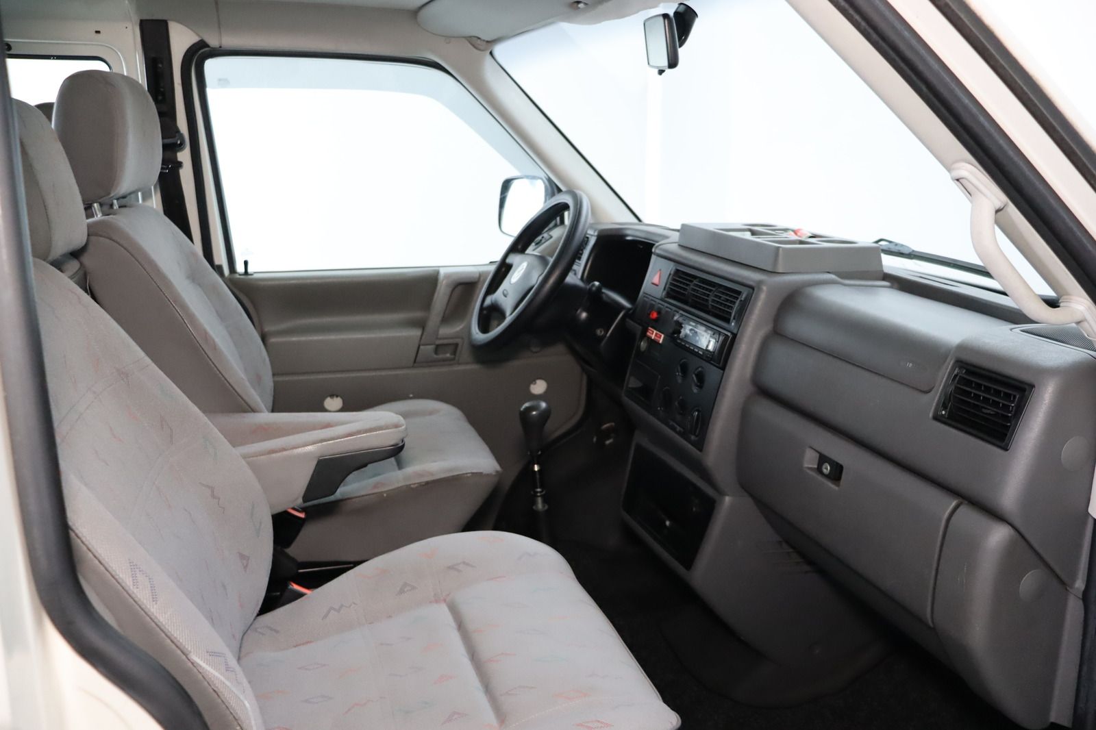 Fahrzeugabbildung Volkswagen T4 Kombi 2.5 syncro *Klima Allrad * Bett * Zelt