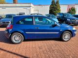 Renault Megane II Lim. 3-trg. Avantage*KLIMA*ALLWETTER* - Renault Megane: Avantage