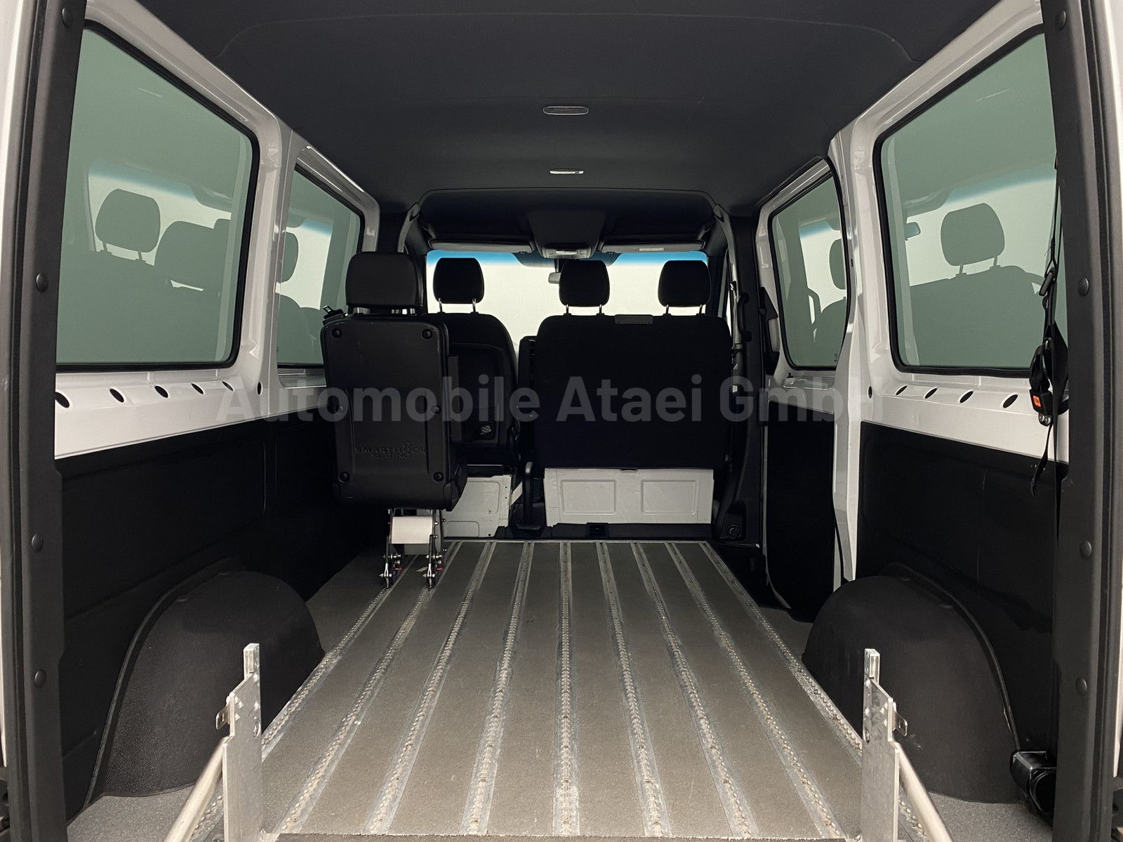 Fahrzeugabbildung Mercedes-Benz Sprinter 314 Tourer KLIMA+ ROLLSTUHL-RAMPE6806