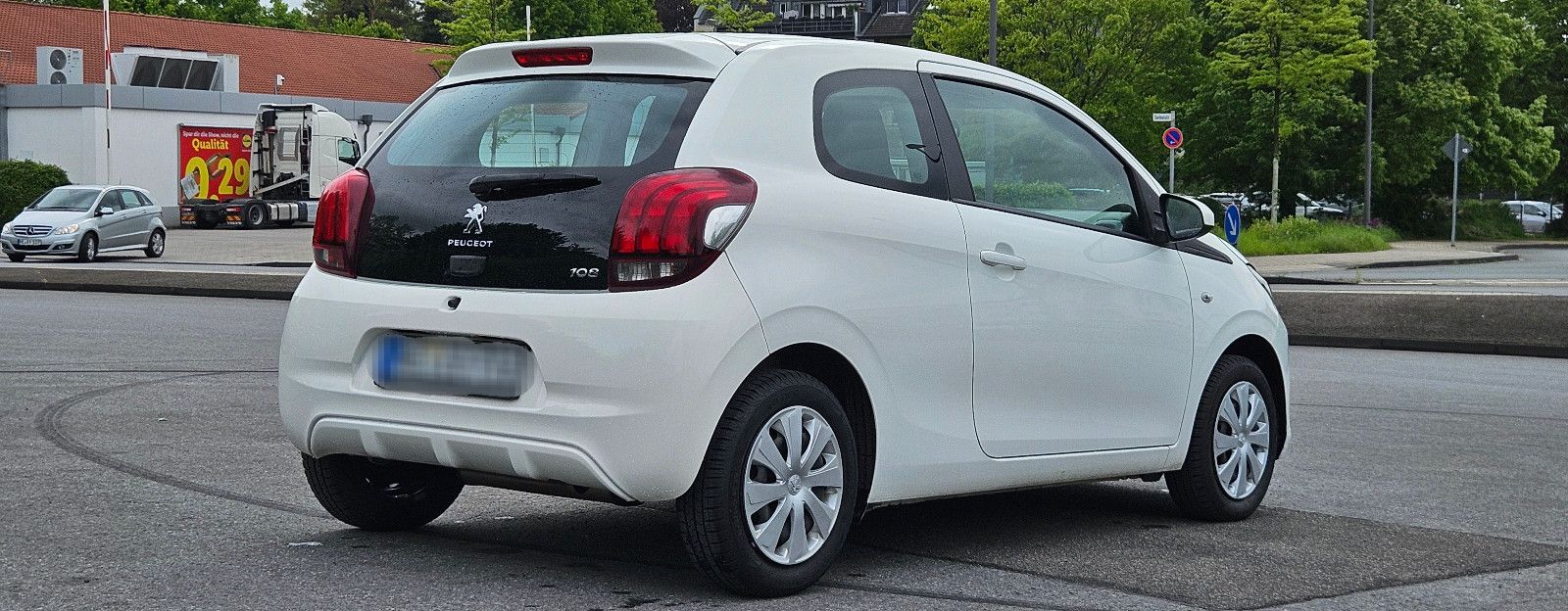 PEUGEOT 108 Active Klima sehr gepflegt