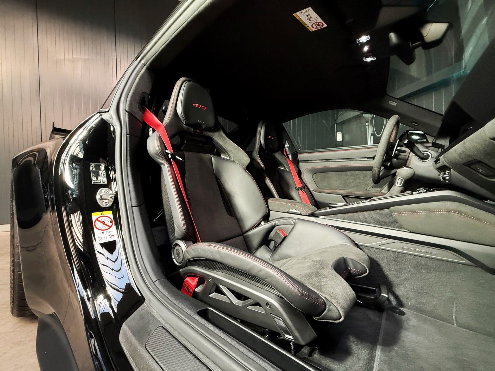 Fahrzeugabbildung Porsche GT3 + 1. Hand + 1.835 km + Lift + Carbon + BOSE