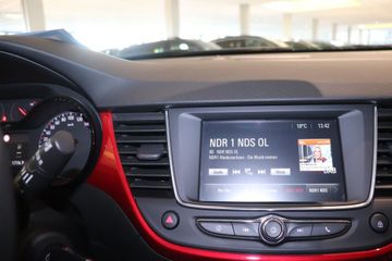 Fotografie des Opel Crossland (X) Crossland 1.2 GS Line AHK
