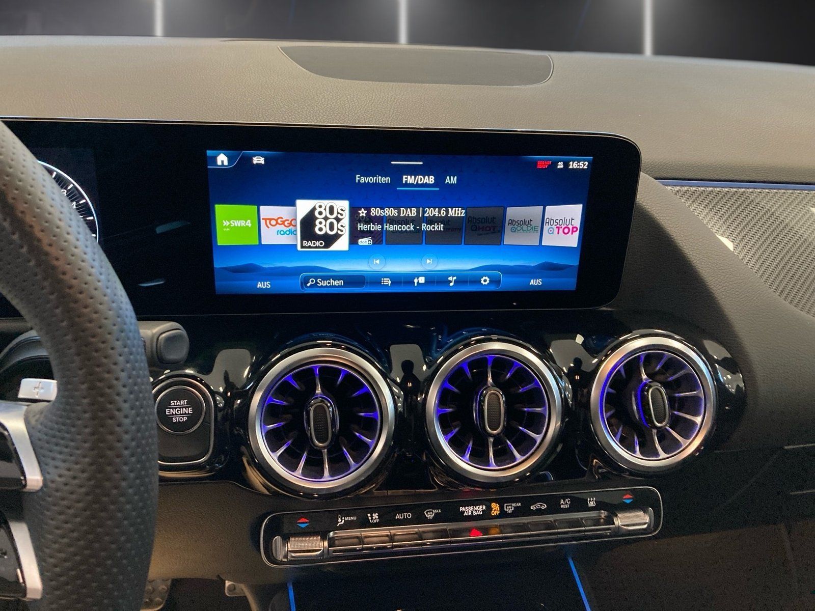 Fahrzeugabbildung Mercedes-Benz GLA 250 e AMG*AHK*Distro*360°*MBeam*22KW*Totwin*