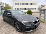 BMW 540 i xDrive M Sport TV Fond Entertainment Stdh - BMW 540 in Stuttgart