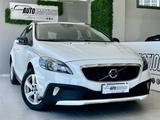 Volvo V40 Cross Country - Gancio Traino - weiße Volvo V40 Cross Country