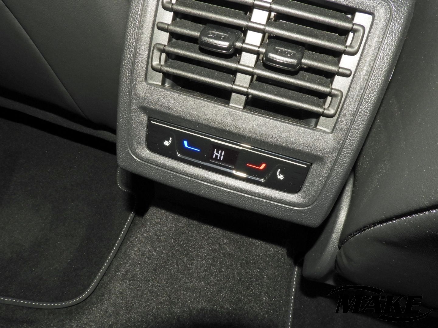 Golf R-Line 2.0 TSI 4Motion AHV ACC IQ.L NAV PD