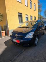 Toyota Corolla Verso 2.2 D-CAT TÜV bis 202... - Toyota Corolla Verso: D Cat