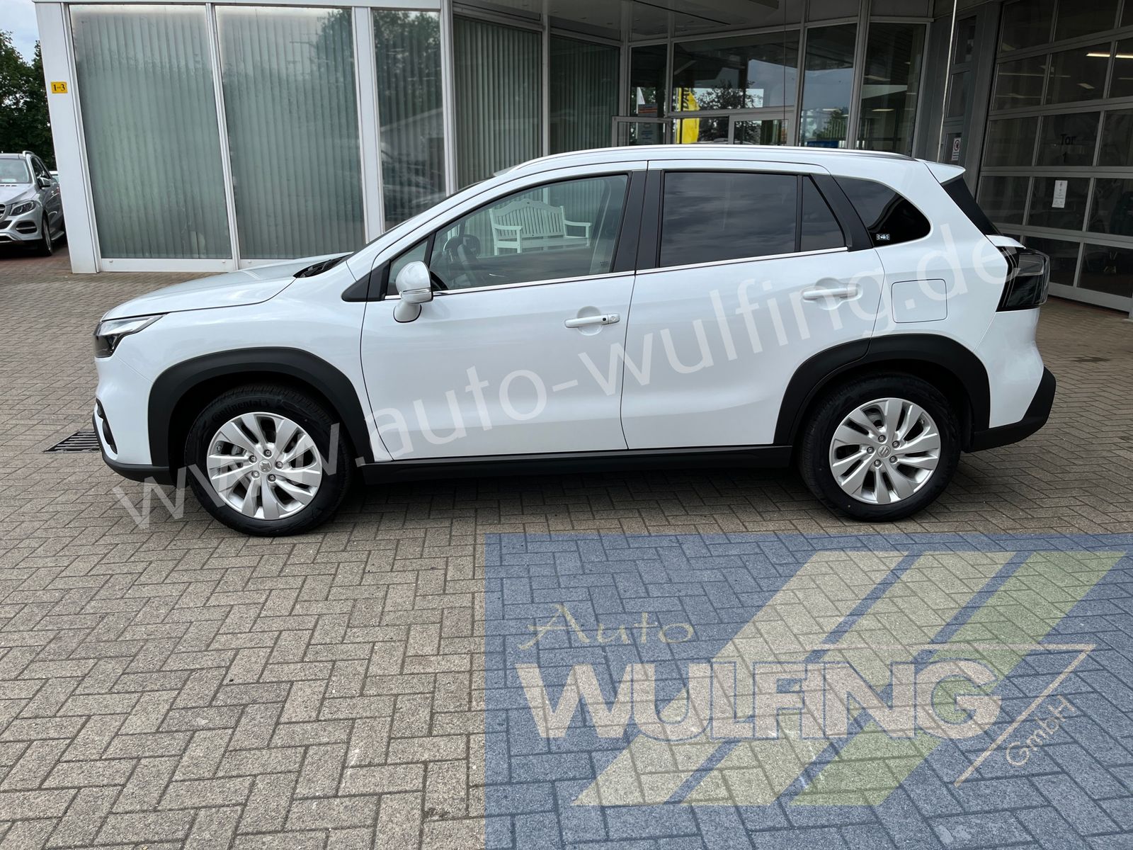 Suzuki (SX4) S-Cross 1.5 Dualjet Hybrid 4x4 Comfort Aut imagem 2