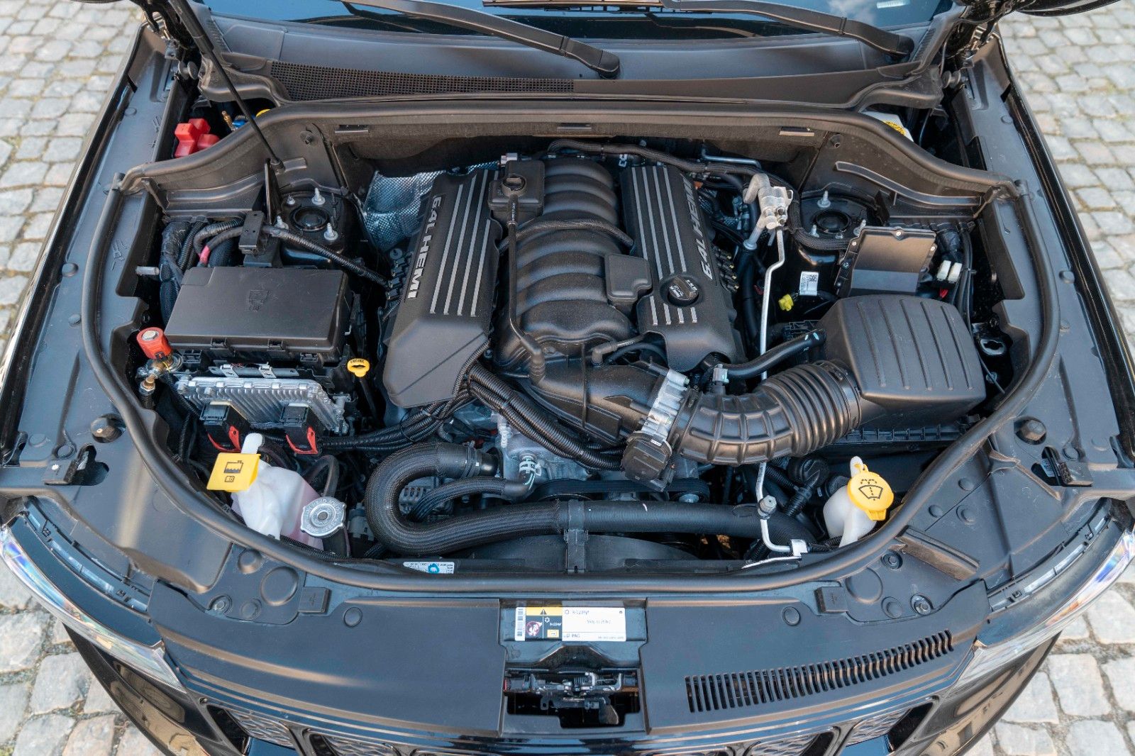 Fahrzeugabbildung Jeep Grand Cherokee 6.4l V8 HEMI SRT LPG ACC KAM