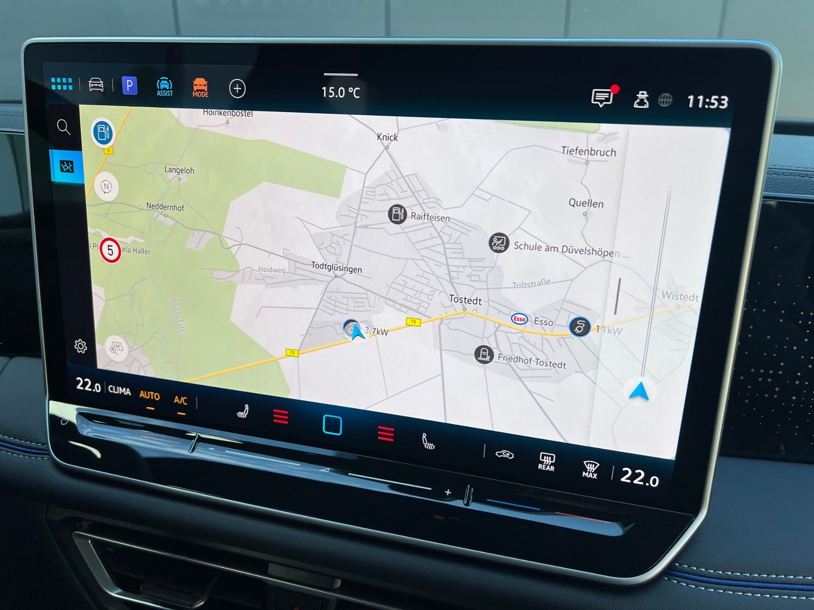 Fahrzeugabbildung Volkswagen Tiguan R-Line 1.5 eTSI DSG *AHK, IQ.Light, DCC,
