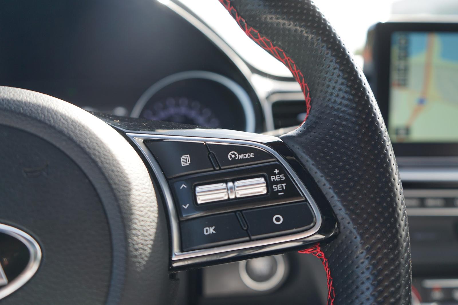 Kia ProCeed 1.6 T-GDI GT LED Navi Kamera Panorama