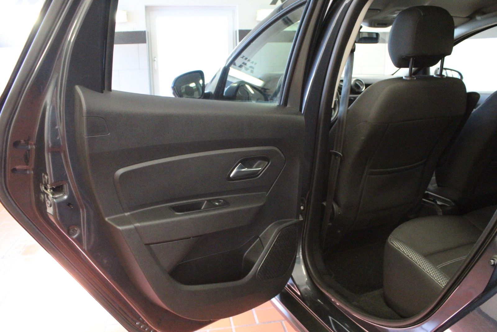 Fahrzeugabbildung Dacia Duster TCe130 *Prestige Navi*Sitzhzg*Kamera*AHK