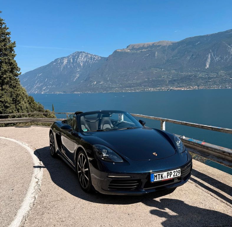 Image of Porsche Boxster