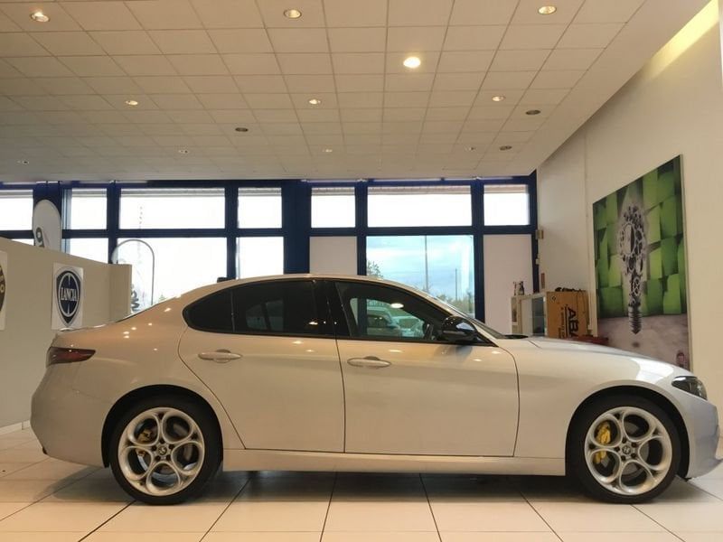 Other Alfa Romeo Giulia 2.0 Turbo 280 CV AT8 AWD Q4 Sp imagem 2