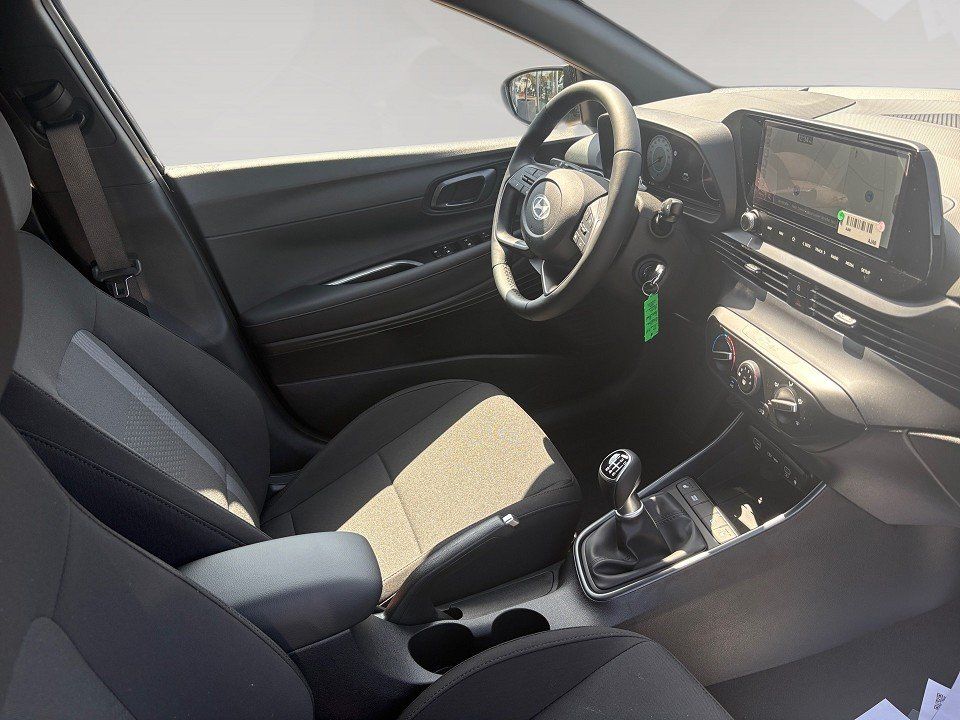 Fahrzeugabbildung Hyundai i20 1.0T 90PS Blackline