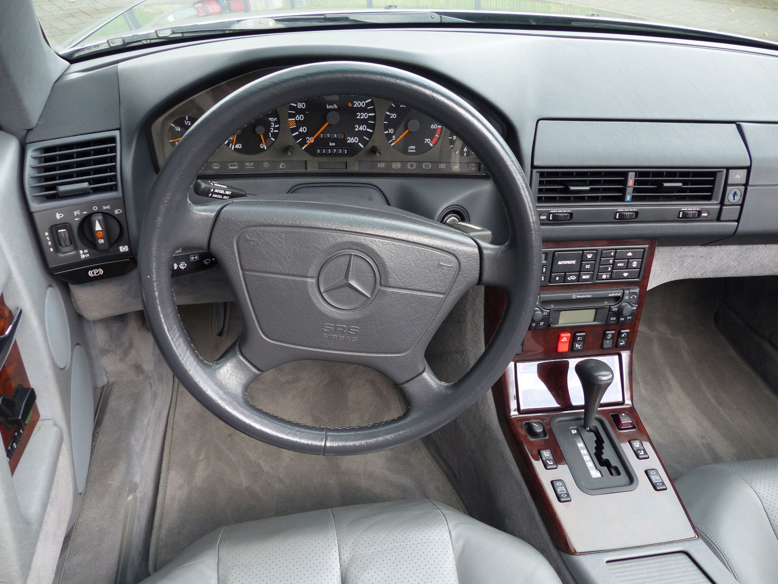 Fahrzeugabbildung Mercedes-Benz 500 SL W 129 *55000 KM*