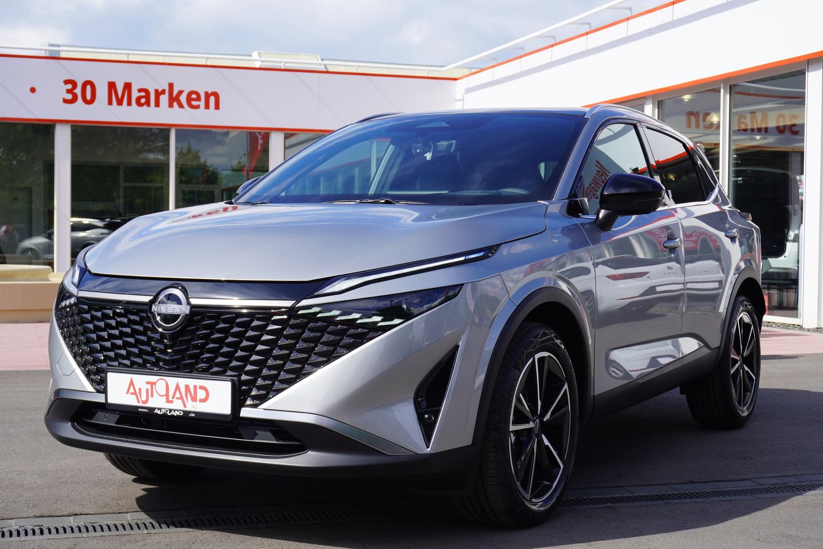Nissan Qashqai Tekna 1.3 Dig-T Aut. LED ACC Navi Pano