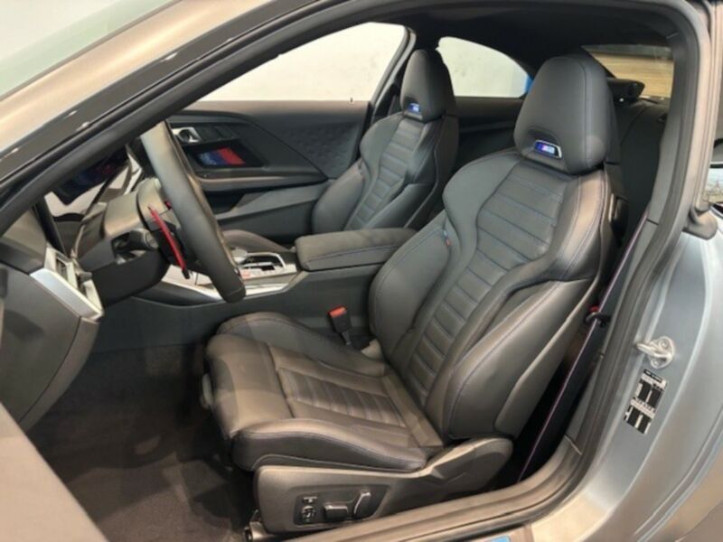 BMW M2 Coupé foto 9