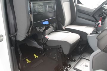 Fahrzeugabbildung Citroën Jumpy BlueHDi 100 XL Lang / L3