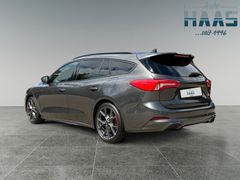 Fahrzeugabbildung Ford Focus Turnier ST - LED*HUD*19"LM*Pano*Kamera*B&O