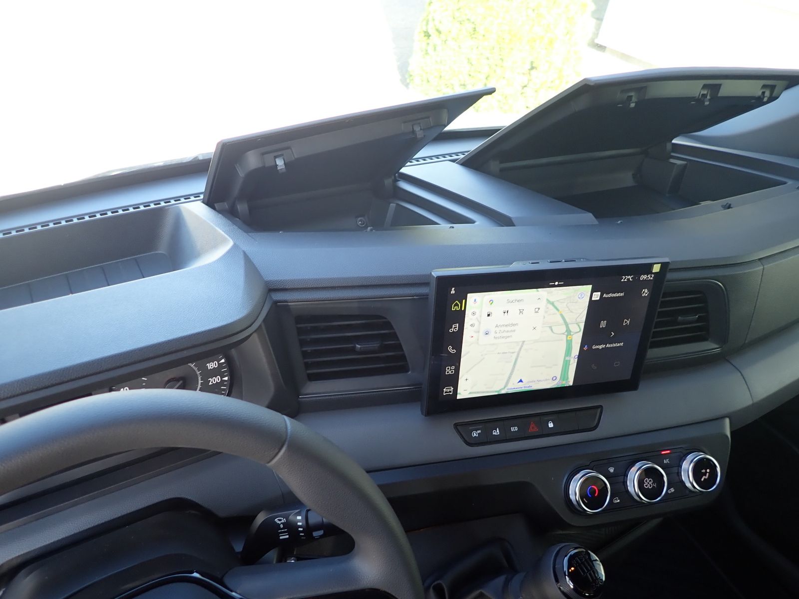 Fahrzeugabbildung Renault Master Werkseitige Umbauten FWD 3-Seitenkipper D