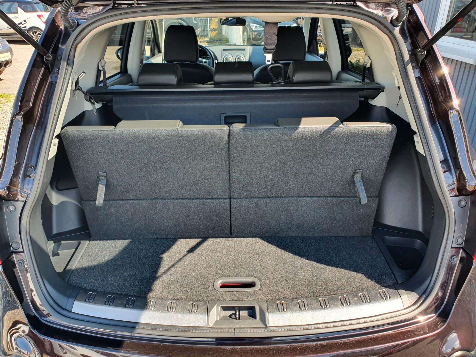 Car Image 28