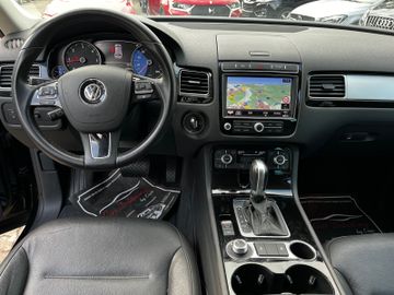 Volkswagen Touareg - 12