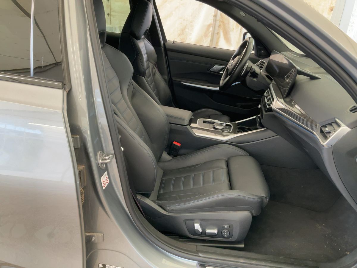 Fahrzeugabbildung BMW M340i Touring xDrive|M-SITZE|360°KAMERA|AHK|VOLL