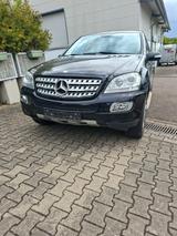 Mercedes-Benz ML 500 4MATIC - - Mercedes-Benz ML 500: Von Privat