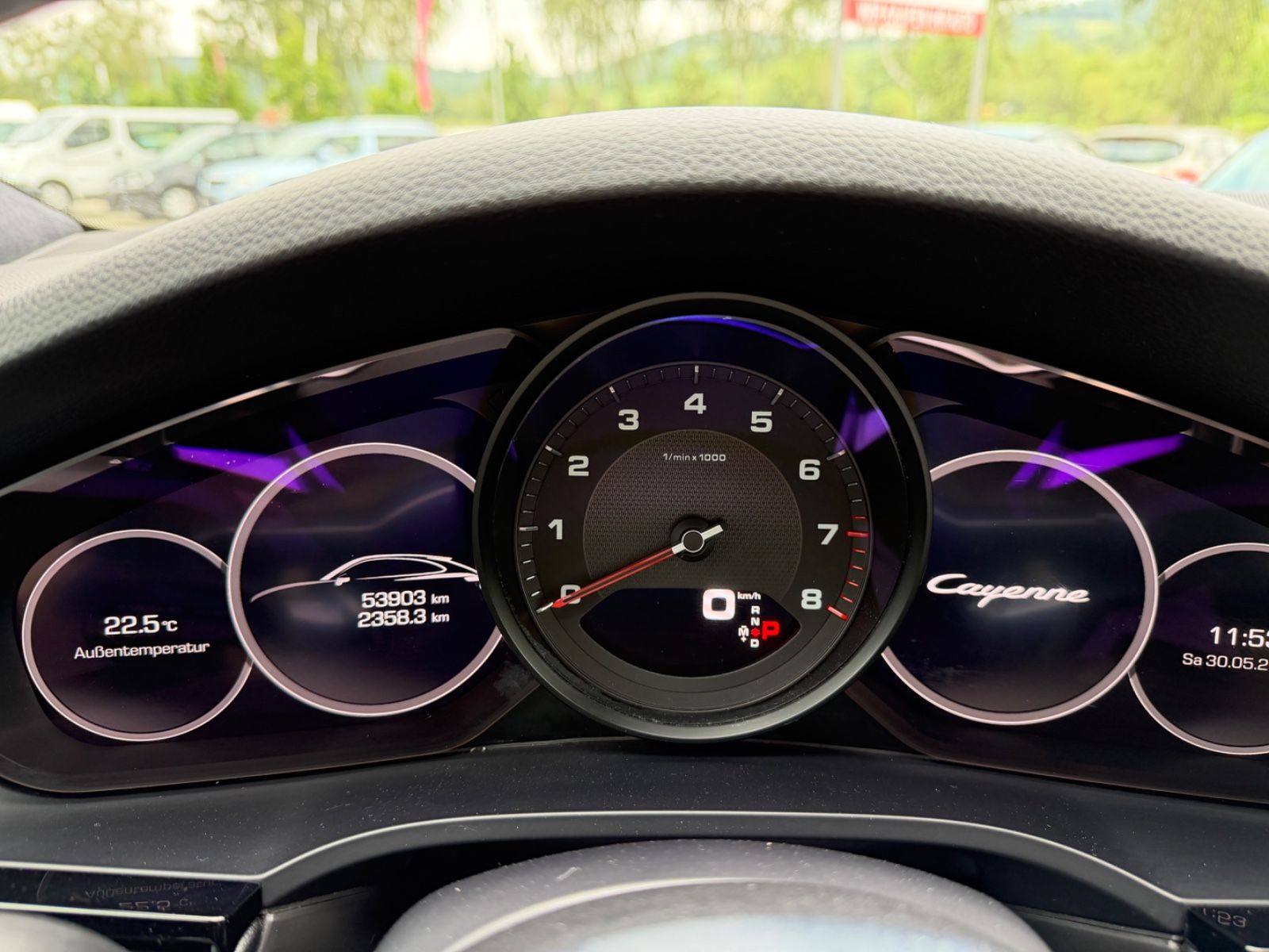Fahrzeugabbildung Porsche Cayenne Coupe°Kreide°Sportpaket°AHK°Carbon°22Zol