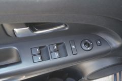 KIA Venga 1.6 Platinum Edition AUT-PANODACH-NAVI-AHK