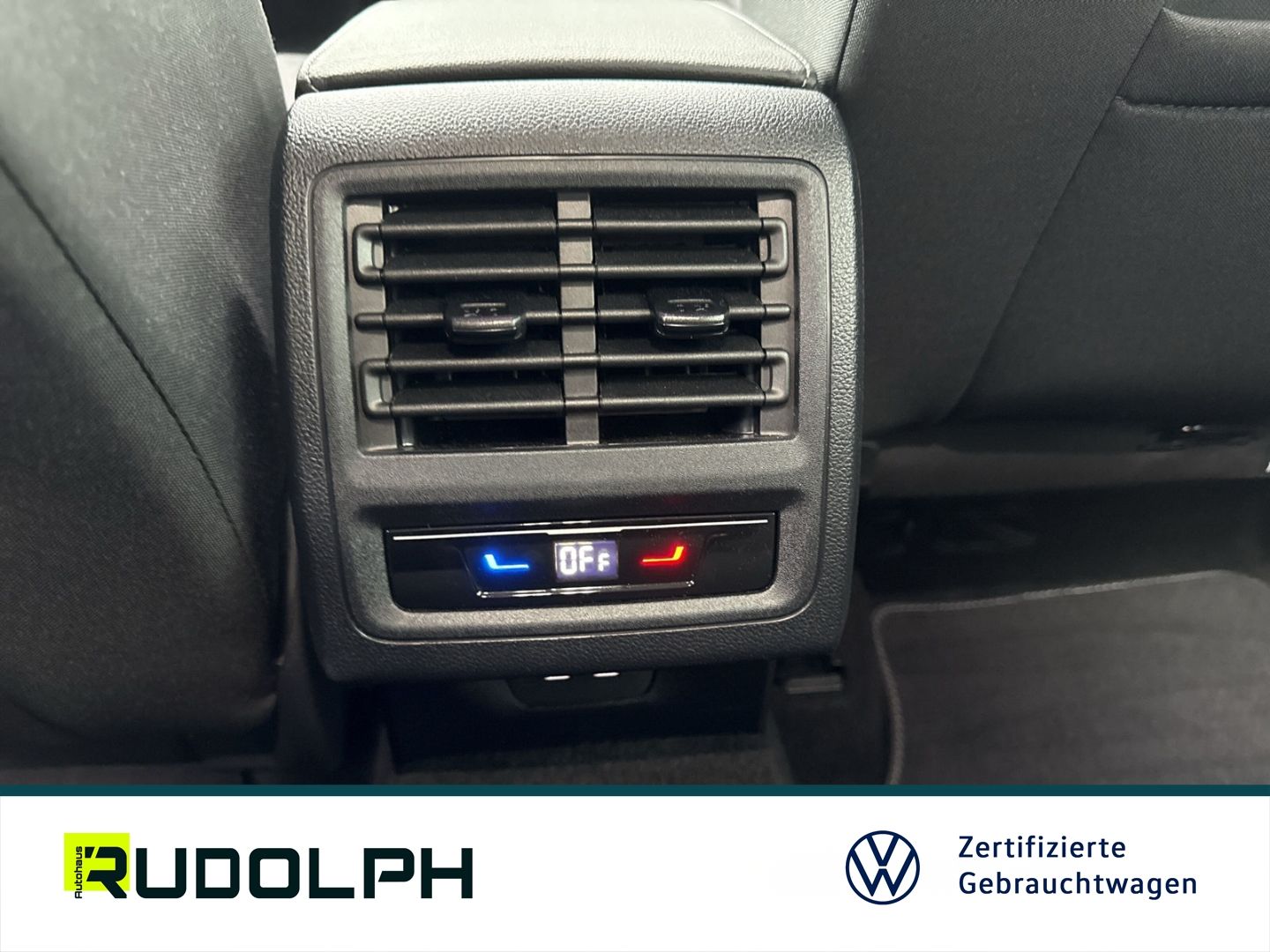 Volkswagen Golf VIII Life 1.5 eTSI DSG LED ACC Navi Fernlic foto 19