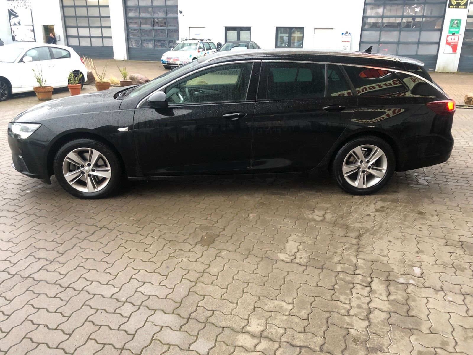 Fahrzeugabbildung Opel Insignia B Sports Tourer Ultimate