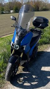 Seat Mó 125 Performance Elektroroller (ca. 3€/100km) - ELEKTROROLLER