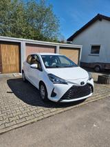 Toyota Yaris 1,0-l-VVT 72 PS - Toyota Yaris: Ps