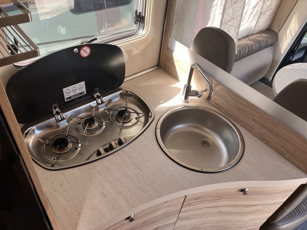 Fahrzeugabbildung Eura Mobil Profila T 696 EB YoungStar