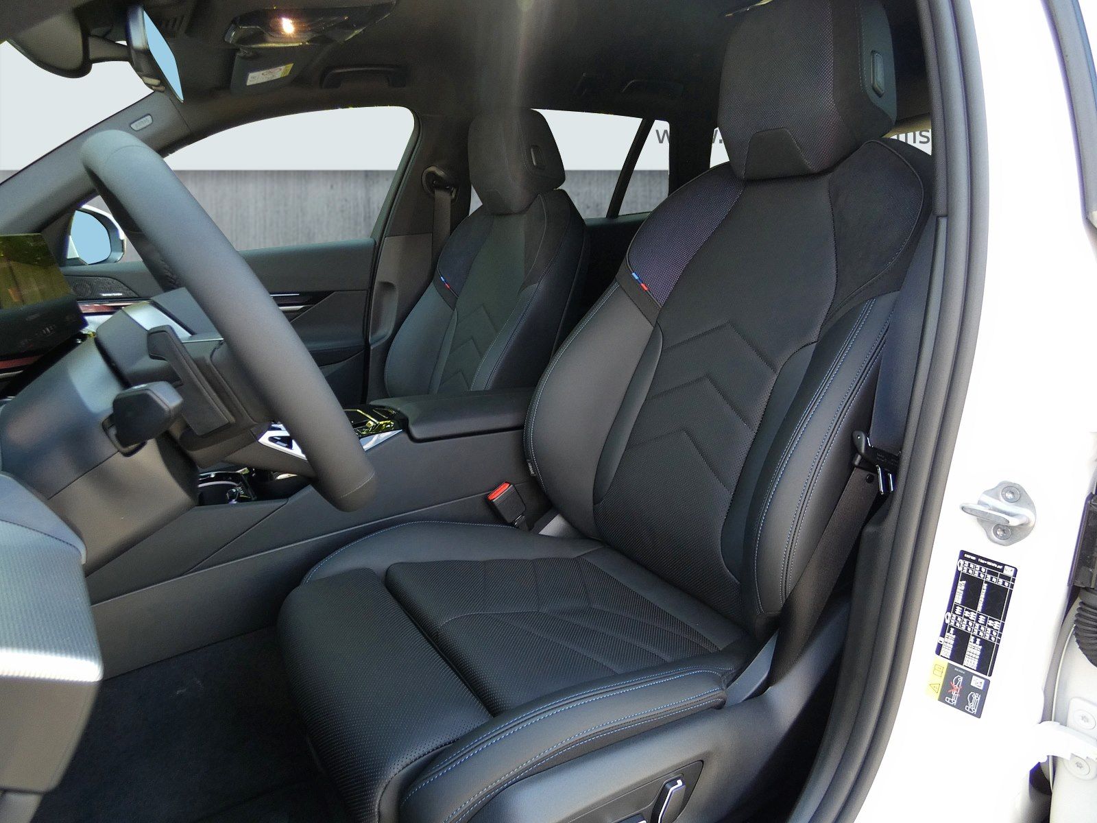 BMW i5 - Bild 11