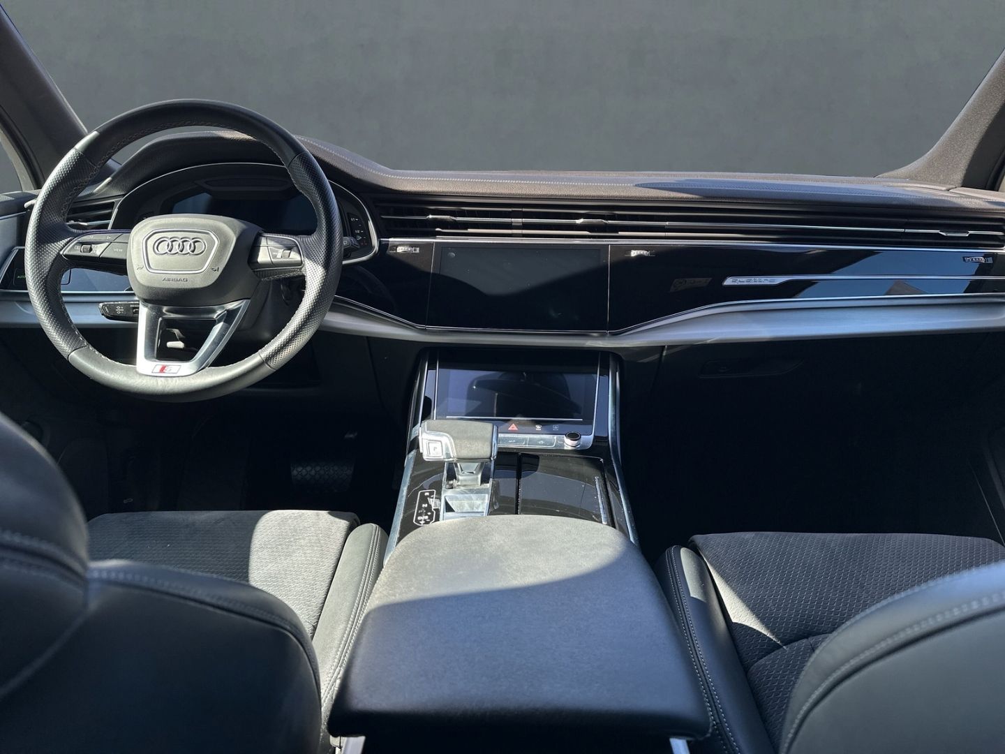 Q7 55 TFSI e quattro S line S-line Sportpaket HU