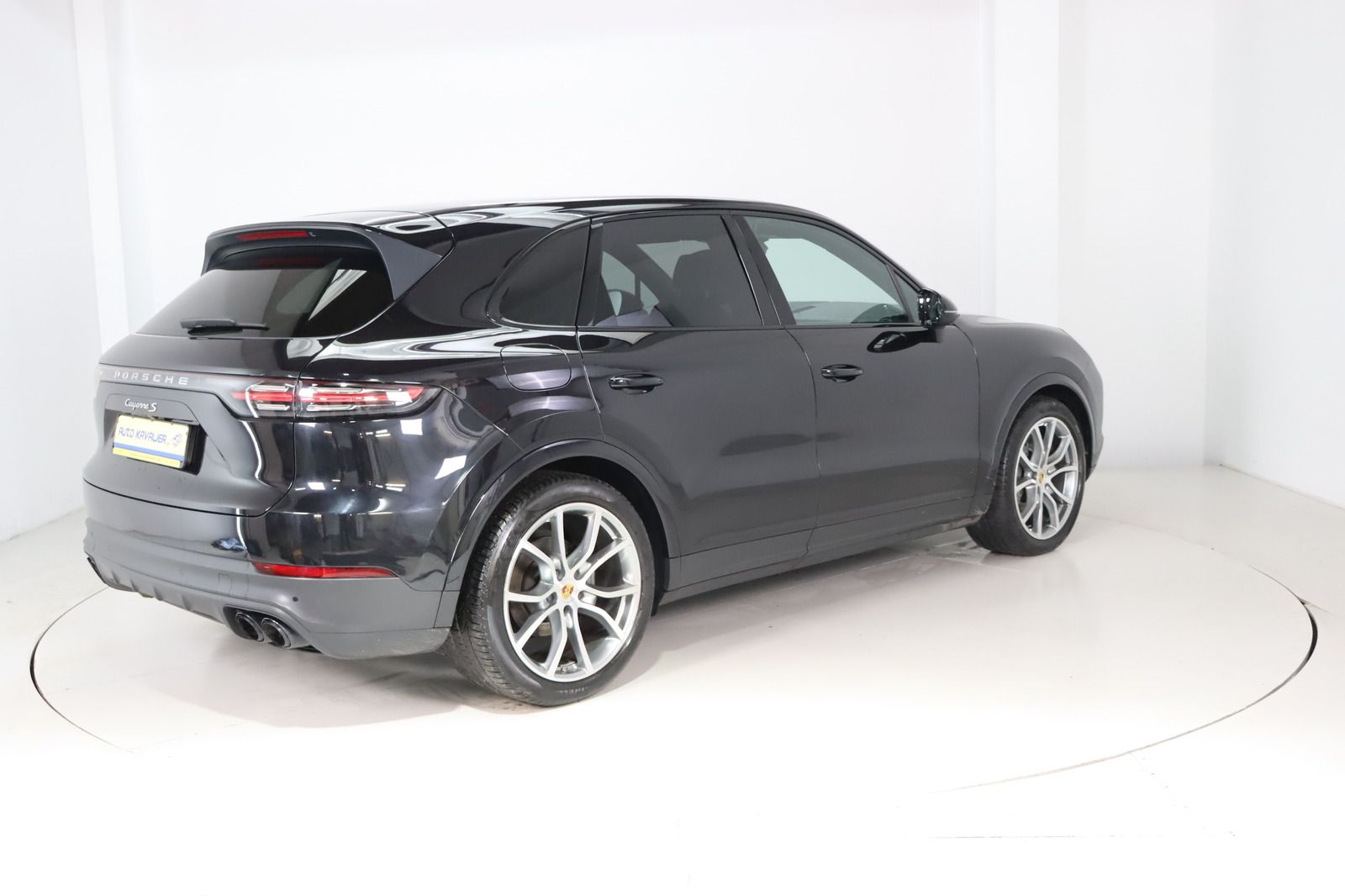 Fahrzeugabbildung Porsche Cayenne S * Pano * Standhzg. * RFK