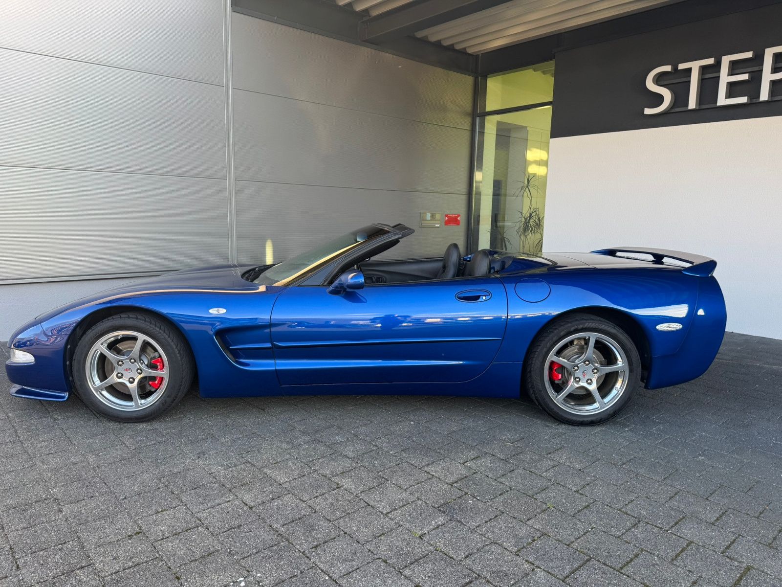 Corvette C5 Cabrio 5,7 V8 unfallfrei EU-Modell
